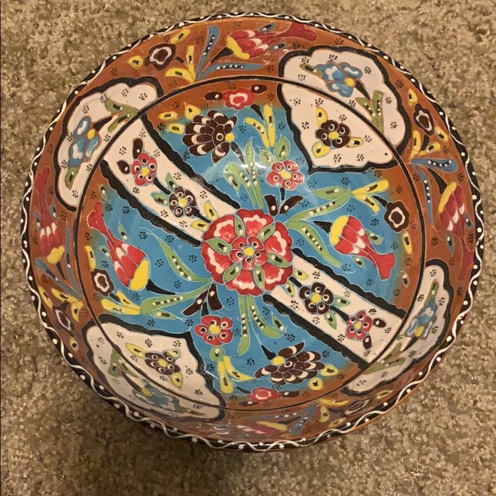 Ceramic bowl